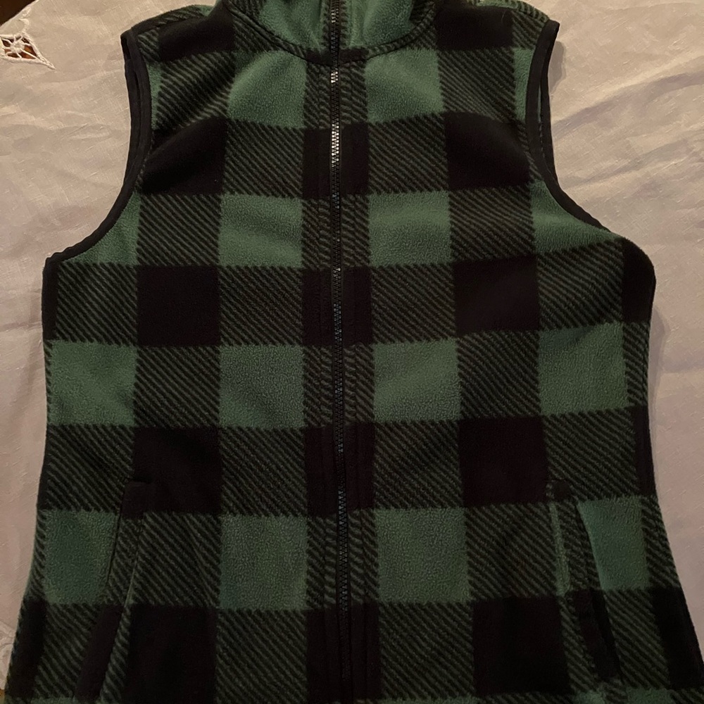 Chaps Black and Green Plaid Fleece‎ Vest Green and Black Womens Size Small